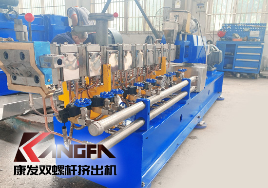 高效高產、大型精密、多功能化、模塊化、智能化雙螺桿擠出機——螺桿擠出機發展趨勢