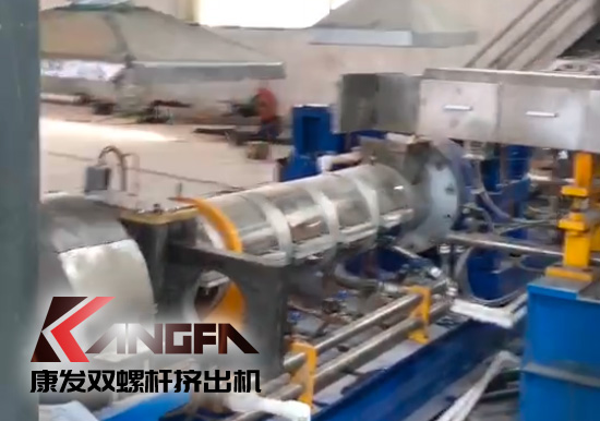 產品耐腐蝕,耐磨損,性能高,規格齊全,質量過硬！JSH75/180雙階式擠出機組系列試機（附視頻）