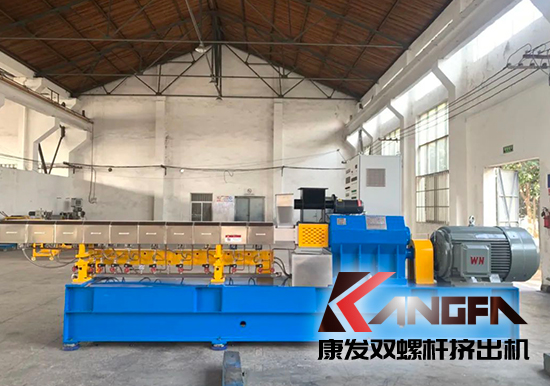 新的一月即將開始啦！加油！一起欣賞一組雙螺桿擠出機成品照吧！