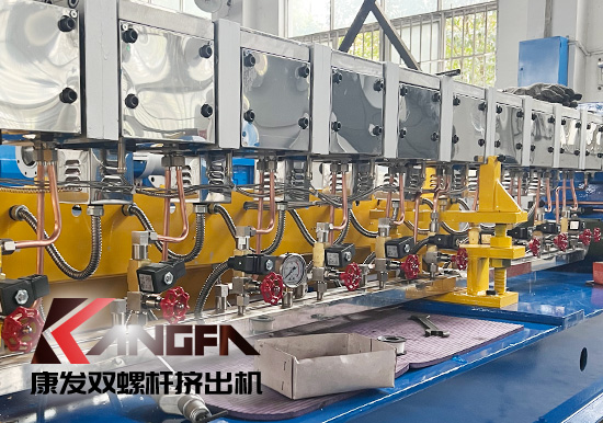 雙螺桿擠出機機筒組合的原理