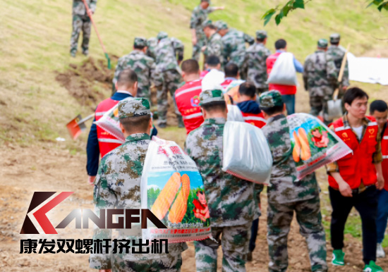康發雙螺桿擠出機參與葛塘街道開展主題為“防范災害風險,護航高質量發展”宣傳活動暨防汛搶險應急演練
