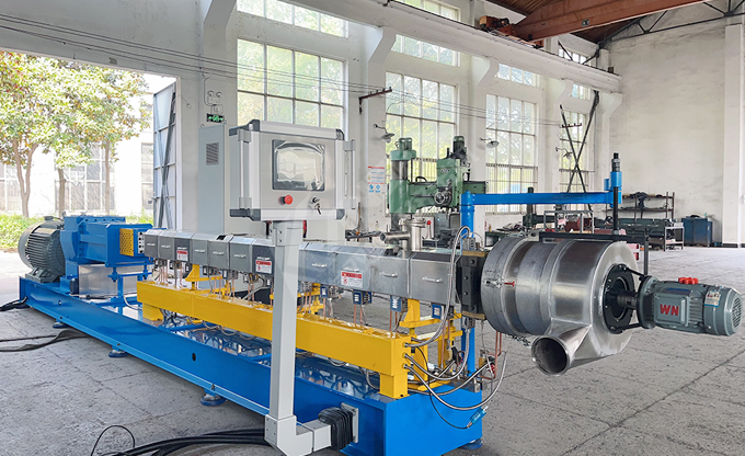 雙螺桿擠出造粒機及其零配件設計和制造源頭廠家!設備運行穩定,性價比卓越,售后服務無憂!