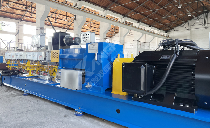 康發雙螺桿擠出機研產貫通，布局創新“先手棋”