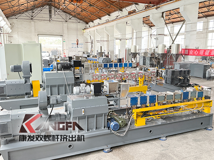 雙螺桿擠出機:材料創新的核心引擎與產業升級動力